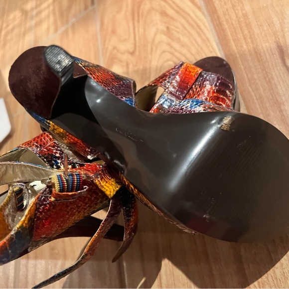 BCBG Devona size 8.5 new with box - Picture 6 of 7